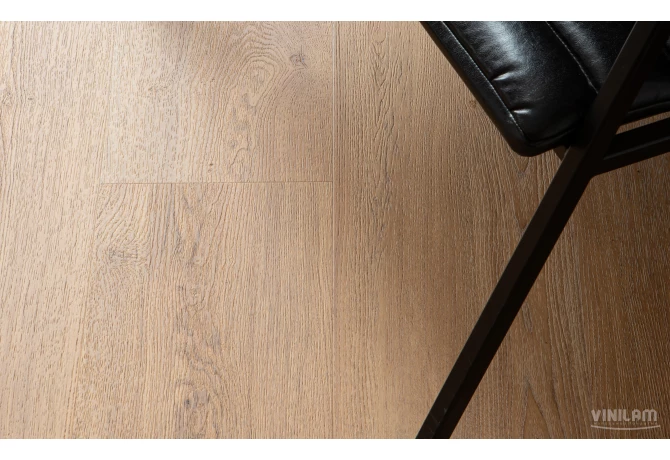 Кварц-винил Дуб Гранада (1227*232*2,5 мм) — купить в Братске