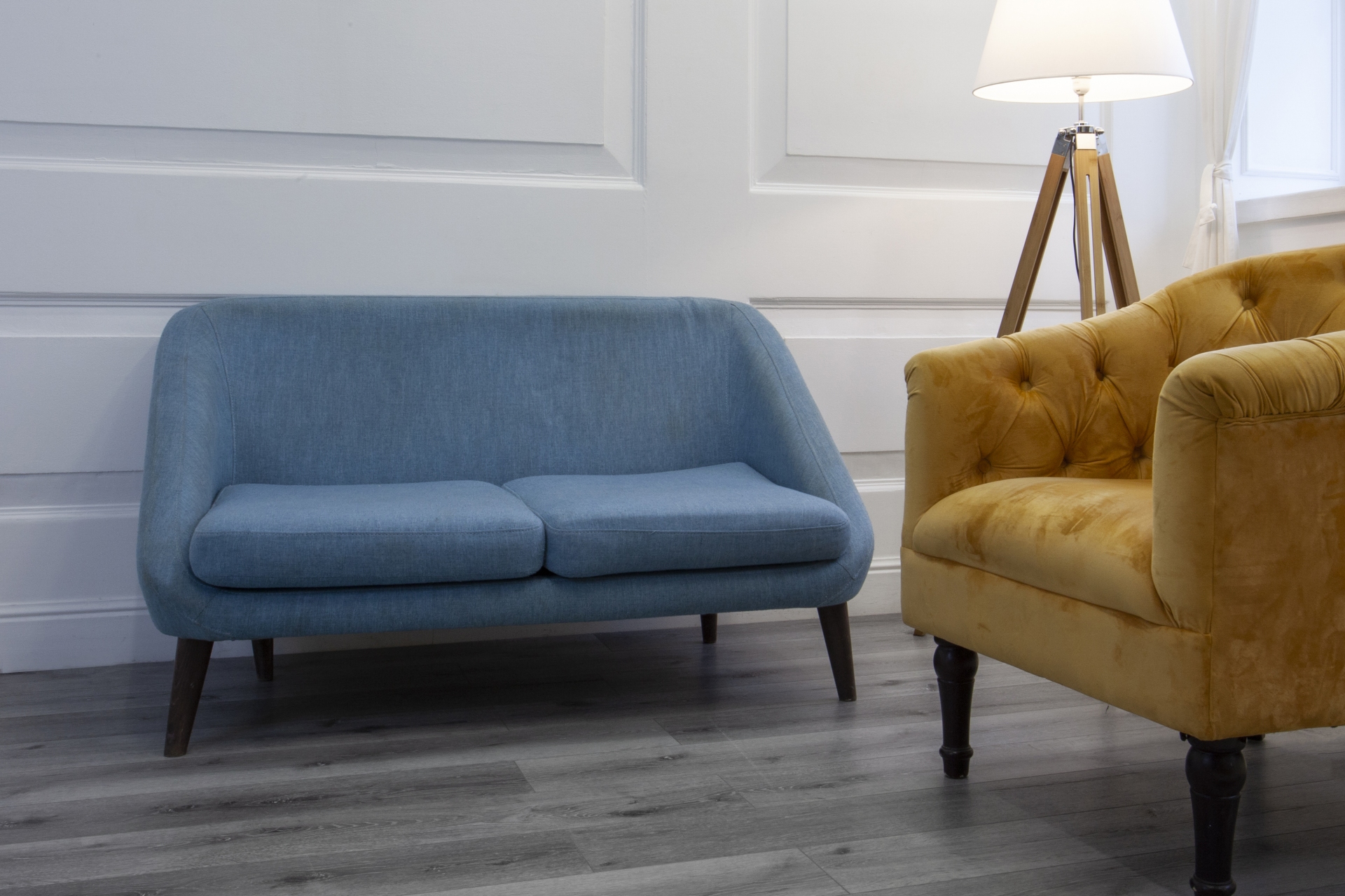 Усовершенствованная кварц-виниловая плитка «Damy Floor» Дуб Сильвер (1227*187*2,5 мм) — купить в Братске