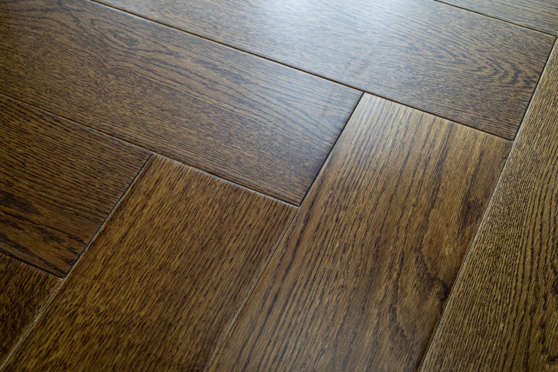 Инженерный паркет «Damy Floor» Ореховый (укладка елочкой) — купить в Братске