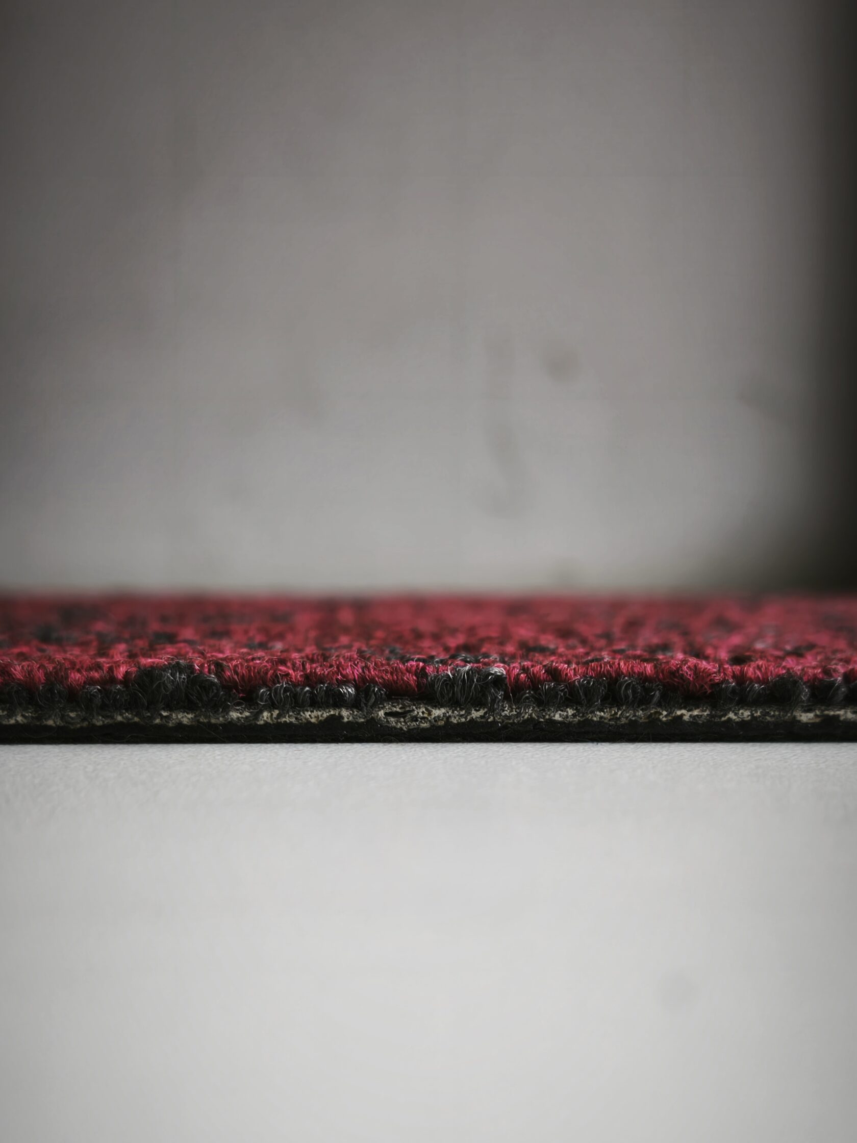 Ковровая плитка "Bonkeel" Sunrise Red (500*500*5 мм) — купить в Братске