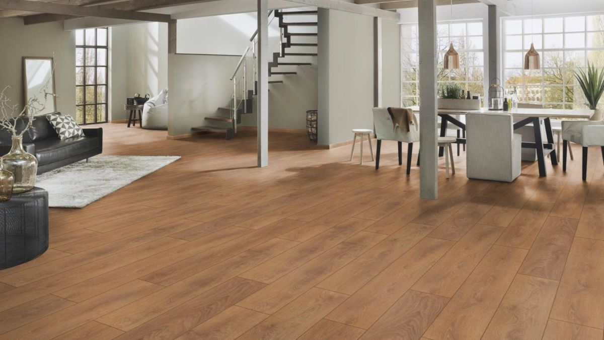 Ламинат "Kronospan" Super Natural Classic Дуб Харлех 8573 (1285*192*8 мм) — купить в Братске