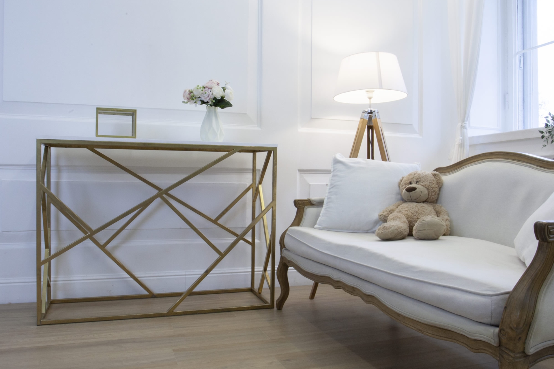 Усовершенствованная кварц-виниловая плитка «Damy Floor» Дуб Натуральный (1227*187*2,5 мм) — купить в Братске